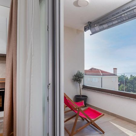 Solu Apartment Promajna Bagian luar foto