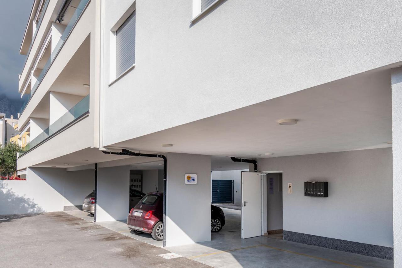 Solu Apartment Promajna Bagian luar foto